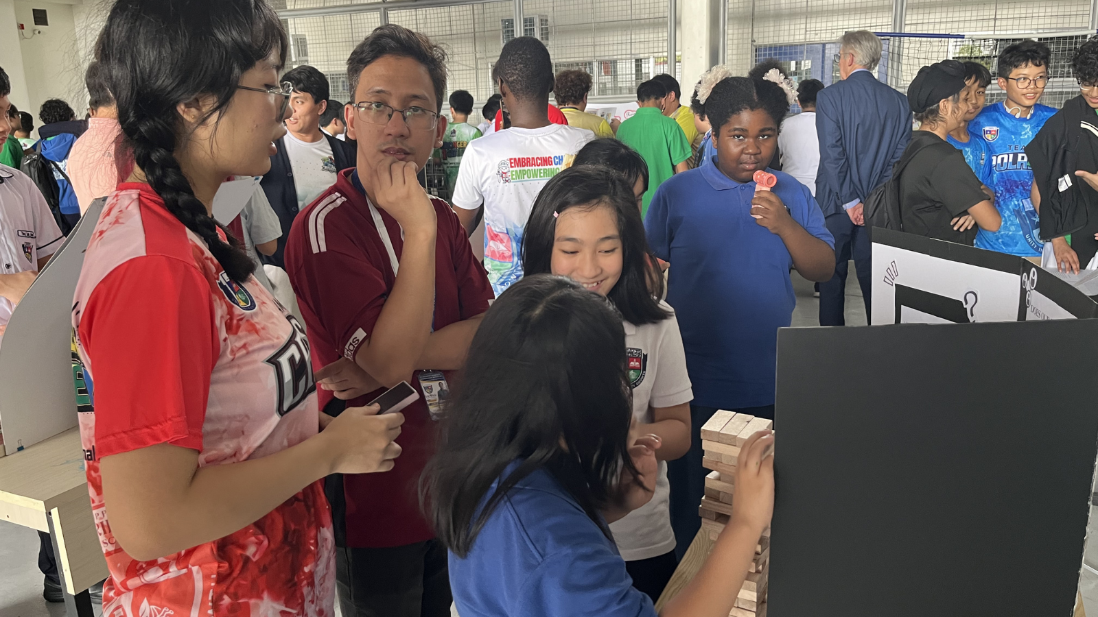interactive international school classroom Philippines collaborative learning